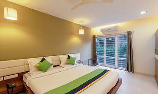 Treebo Midvalley Residence