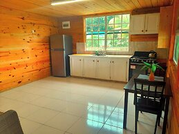 Pinard's Mountain Resort- Cottage 8