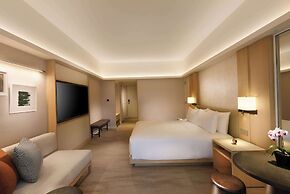 Conrad Singapore Orchard