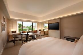 Conrad Singapore Orchard