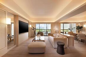 Conrad Singapore Orchard
