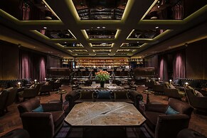 Conrad Singapore Orchard