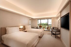 Conrad Singapore Orchard