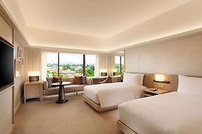 Conrad Singapore Orchard