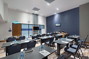 Hampton By Hilton Kocaeli Symbol