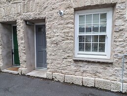 4 Martindales Yard