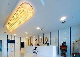 S Plaza Suites Hotel