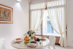 Casa Smart in Lucca With 1 Bedrooms and 2 Bathrooms