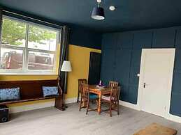 Sleeps 14 Cardiff City Centre