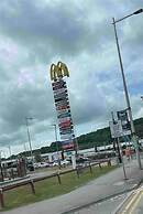 Sleeps 14 Cardiff City Centre