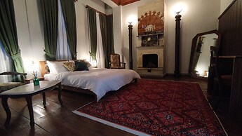 Nevalist Hotel