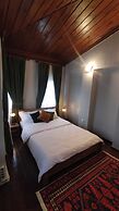 Nevalist Hotel