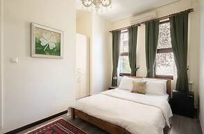 Nevalist Hotel