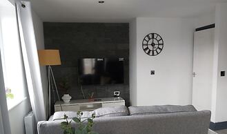 Rugby - Apartment - Sleeps 4 - Parking