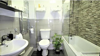 Rugby - Apartment - Sleeps 4 - Parking