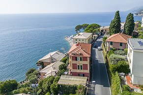 A due passi da Camogli 2