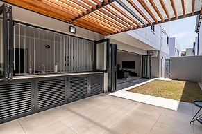 Sandton Smart Home 1