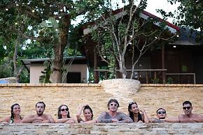 Mad Monkey Siquijor