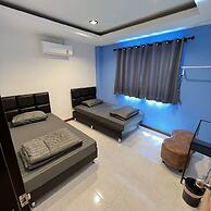 Noc House