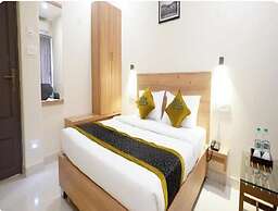 Hotel golden way