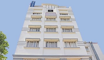 Hotel golden way
