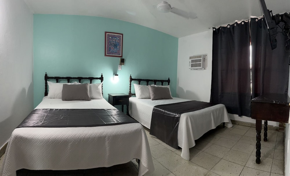 Hotel Santa Barbara