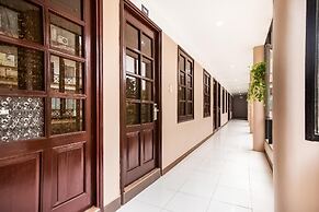 Giao Thong Hotel