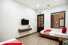Giao Thong Hotel