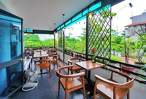 Giao Thong Hotel