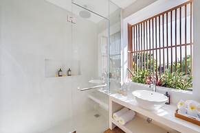 Villa ElyOs Canggu by Nagisa Bali