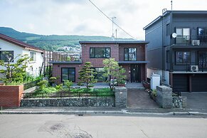 THE VILLA  MOIWA