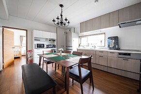 THE VILLA  MOIWA