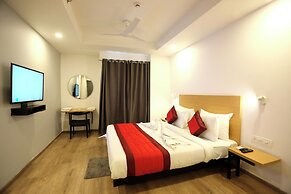 Hotel Golden World