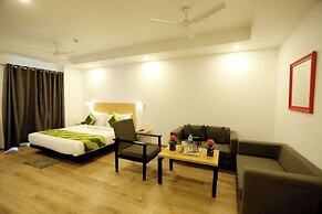 Hotel Golden World