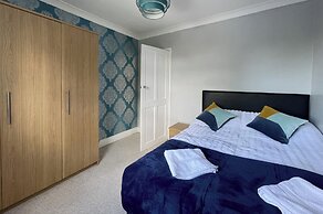 Luxurious Kitchen Lrg Bedrooms Holiday Freeparking