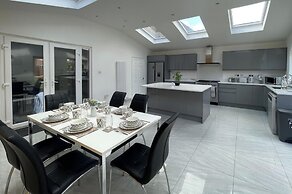 Luxurious Kitchen Lrg Bedrooms Holiday Freeparking