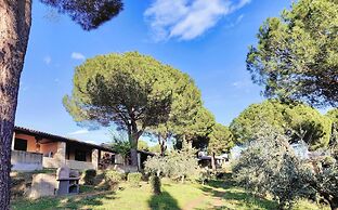 Residence con piscina a Guardistallo