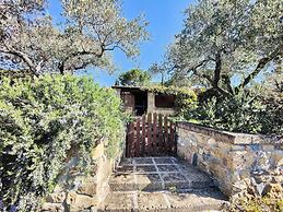 Residence con piscina a Guardistallo