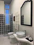 LEX SUITES