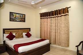 Hotel Grand Inn