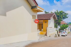 Hotel O Wisma Bambu Syariah