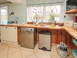 Coast Cottage