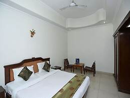 Revking at Hotel Batra