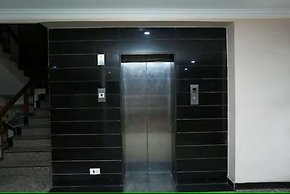 Revking at Hotel Batra
