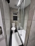 Lovely 2-bed Apartment in Grays
