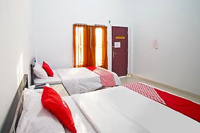 OYO 90618 Hanania House Syariah