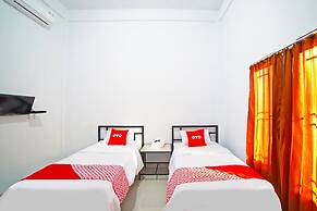 OYO 90618 Hanania House Syariah