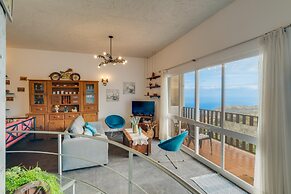 S Dias House by Atlantic Holiday