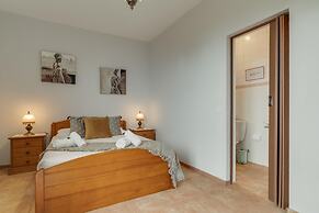 S Dias House by Atlantic Holiday