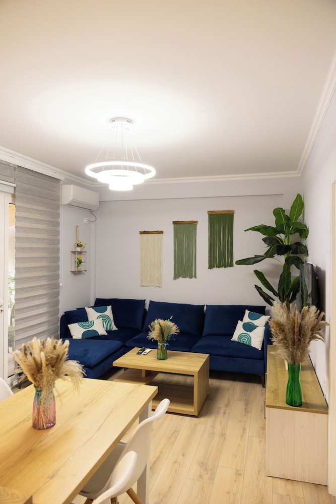 Boho Central Apartment